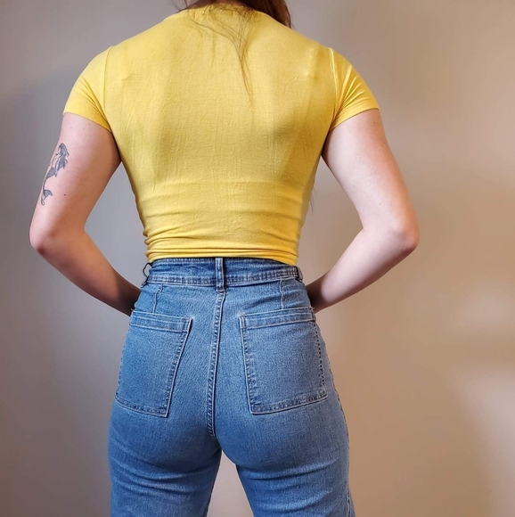 Yellow "Honey" crop top - Picture 2 of 6